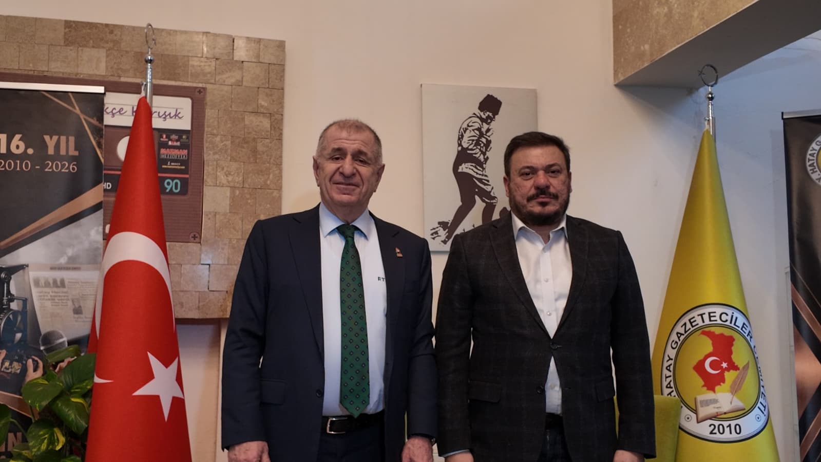 Ümit Özdağ’dan Hatay Gazeteciler Cemiyeti’ne Ziyaret